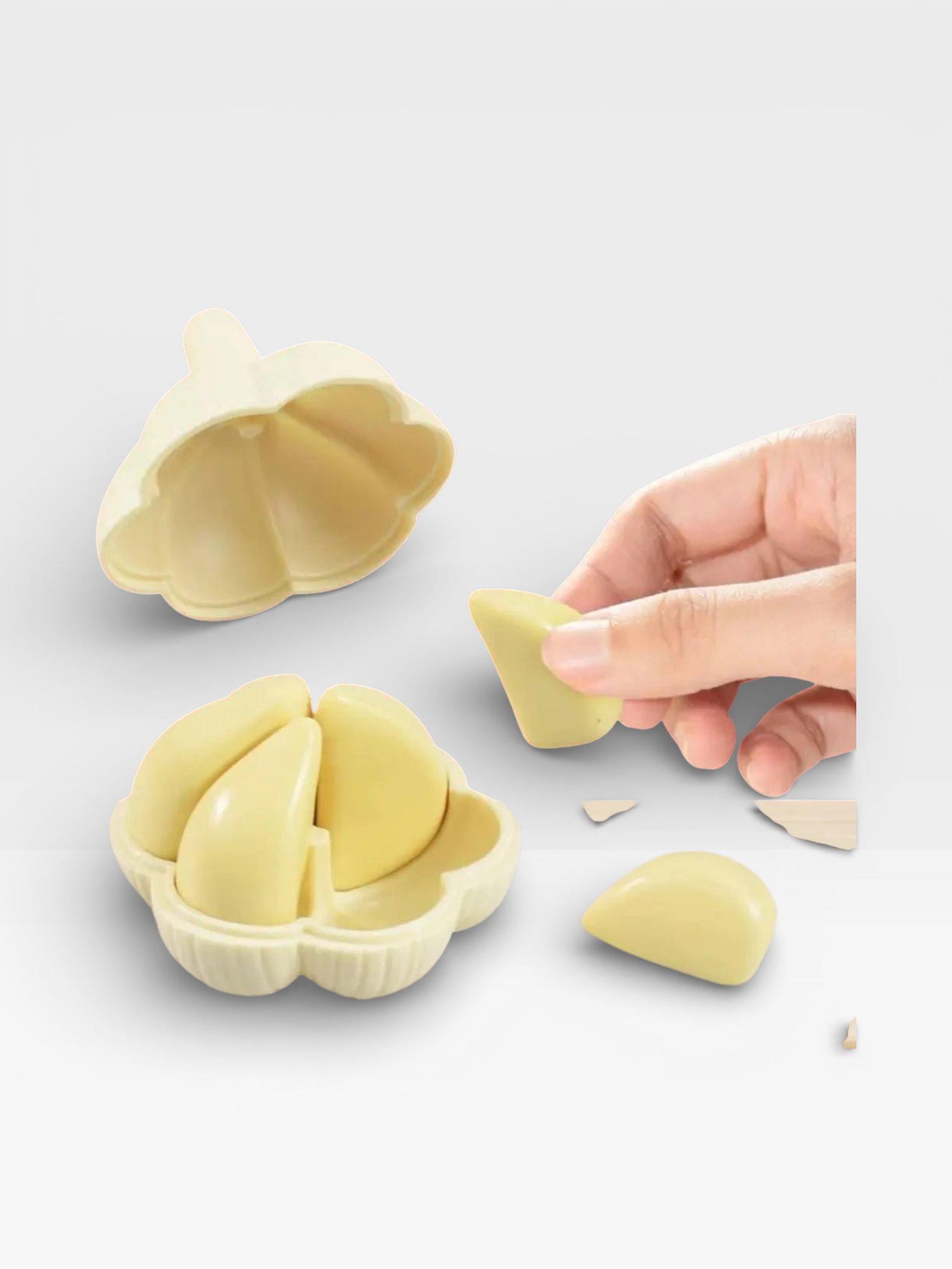 Creative Garlic - shaped Intelligence Mind Brain Teasers 3D Puzzles Game - UNIVEA